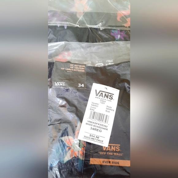 Vans Mixed Board Shorts *NWT* - Picture 4 of 6